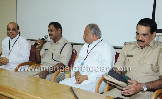 Tibetan students in Mangalore